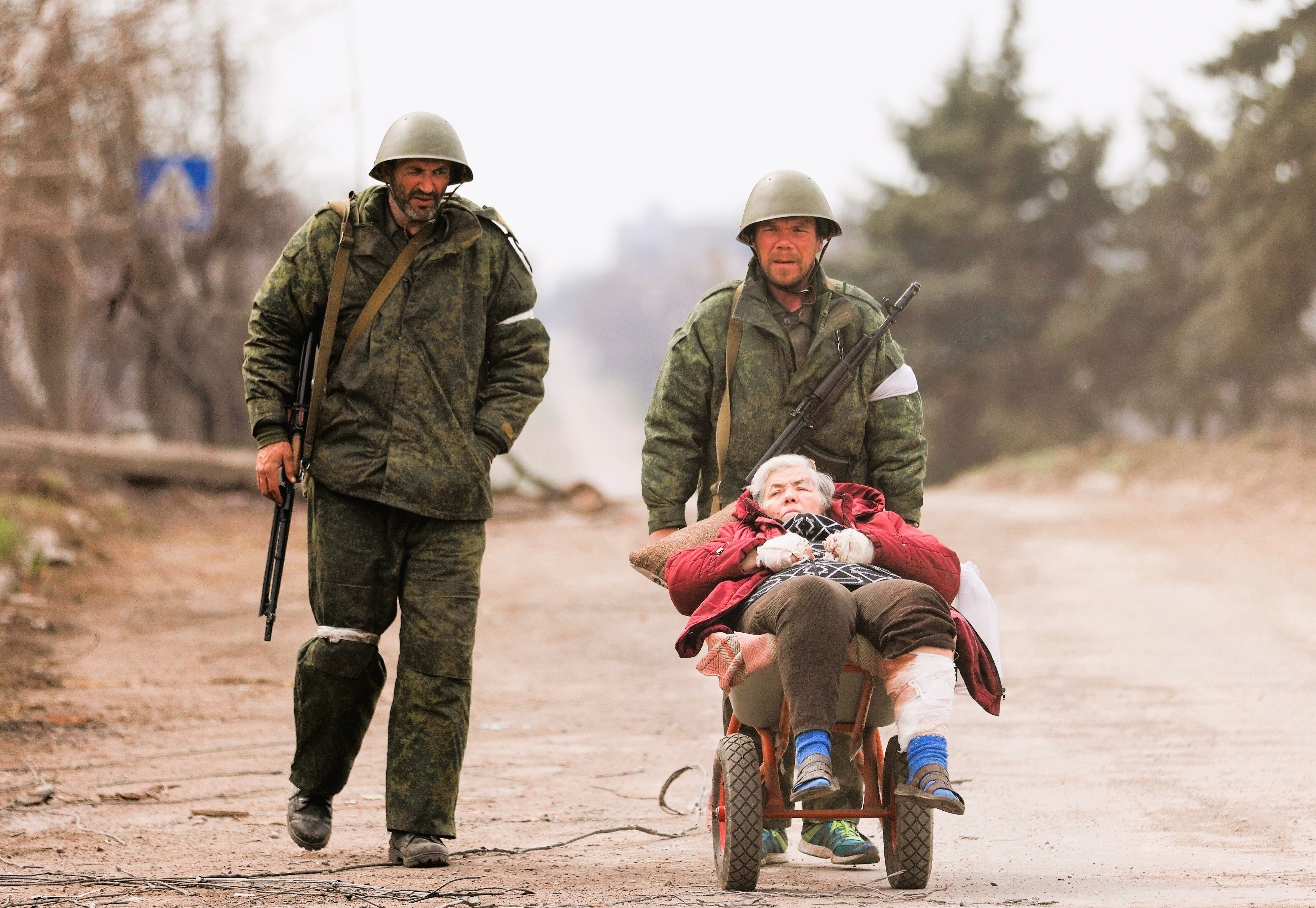 Russische Soldaten fliehen verkleidet aus Saporischschja! Moral von Putins Truppen am Boden!