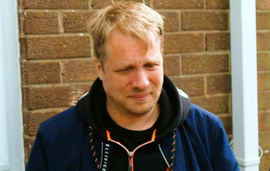 Tränen bei Oliver Pocher auf der Bühne! Komiker in großer Sorge um seinen kranken Vater