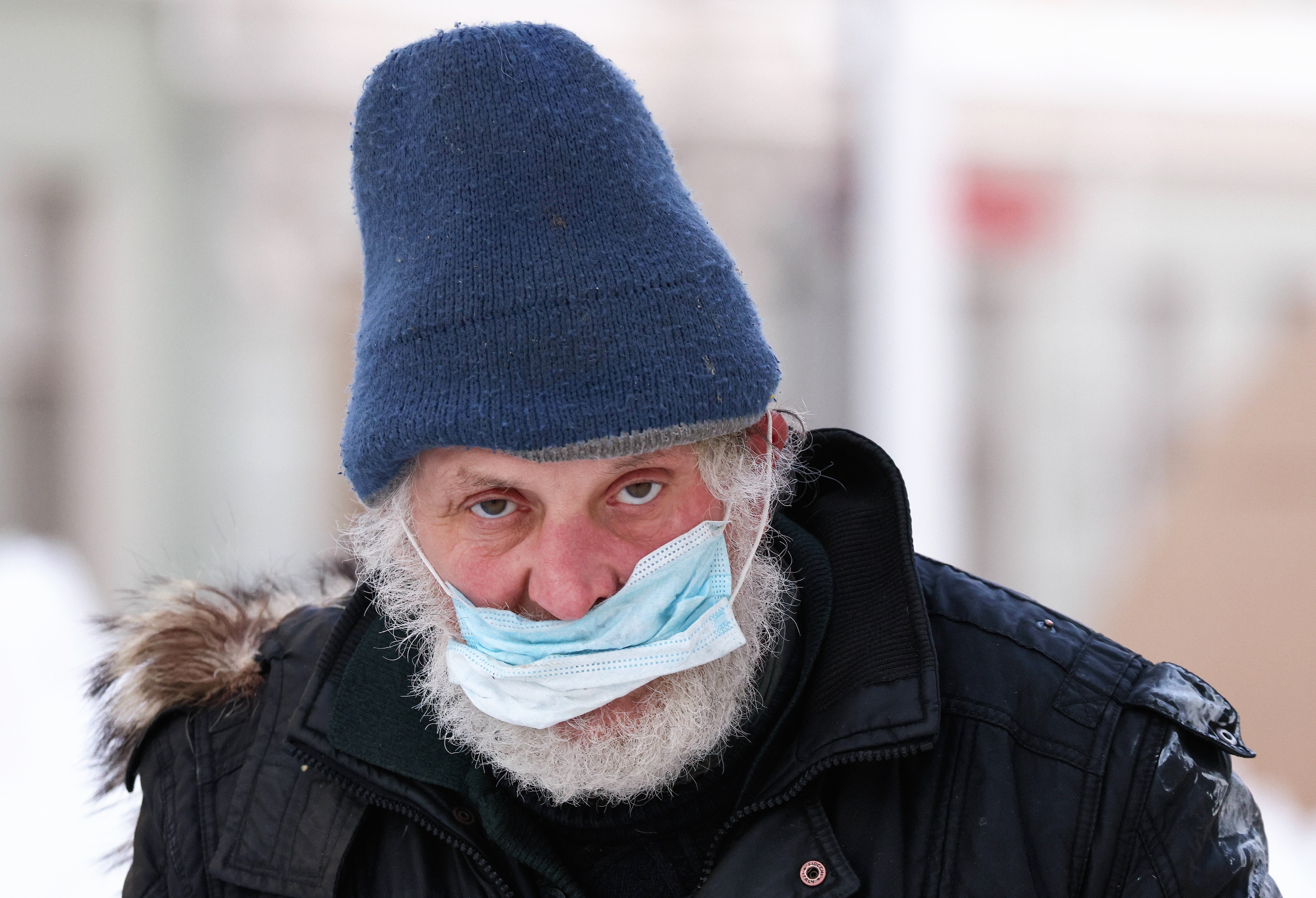 Lauterbachs zwingt Mitarbeiter Maske zu tragen - Corona-Wahnsinn im Gesundheitsministerium