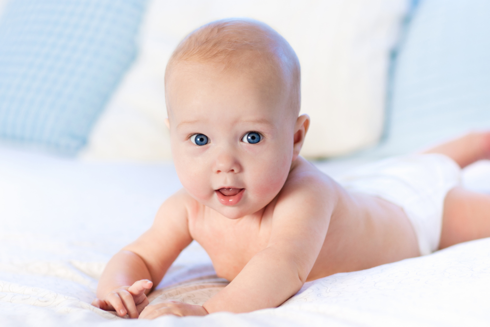 Neugeborenes Baby aus Klinik entführt! Frau nimmt Kind einfach mit